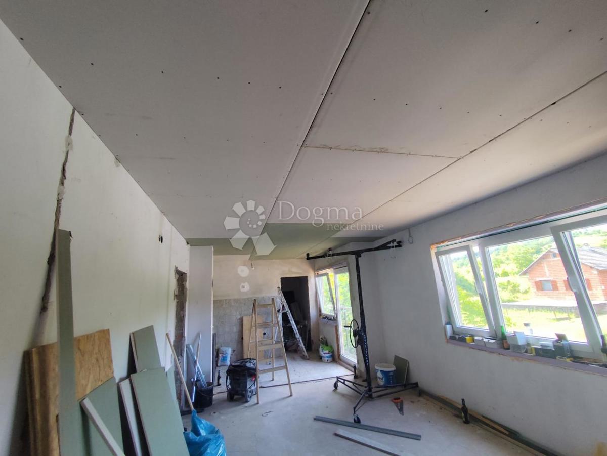 Hiša Slatina, 200m2