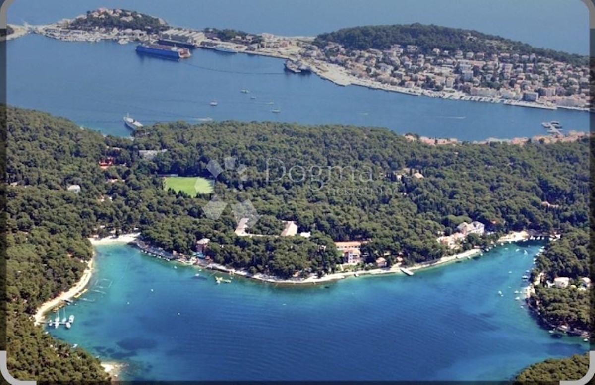 Zemljišče Mali Lošinj, 406m2