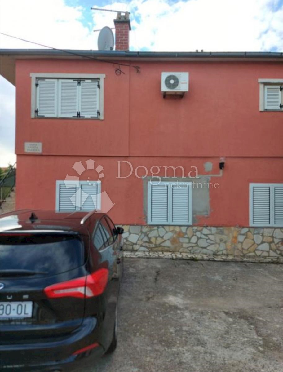 Stanovanje Vodice, 90m2