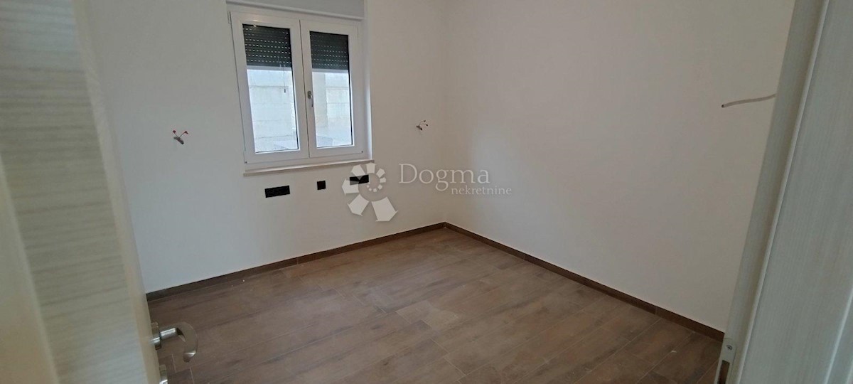 Apartma Malinska, Malinska-Dubašnica, 76,29m2