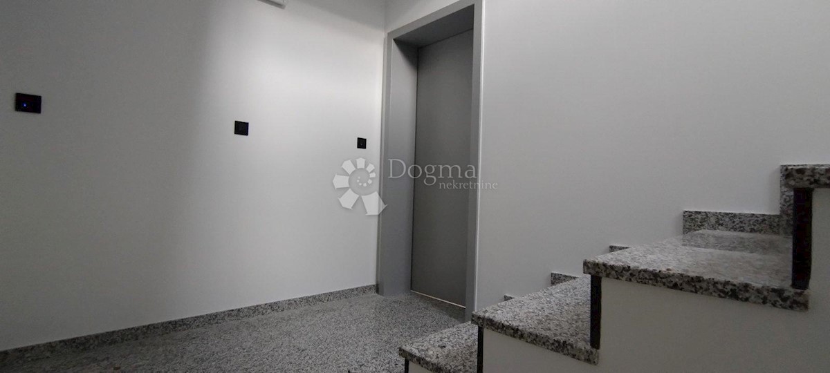 Apartma Malinska, Malinska-Dubašnica, 76,29m2