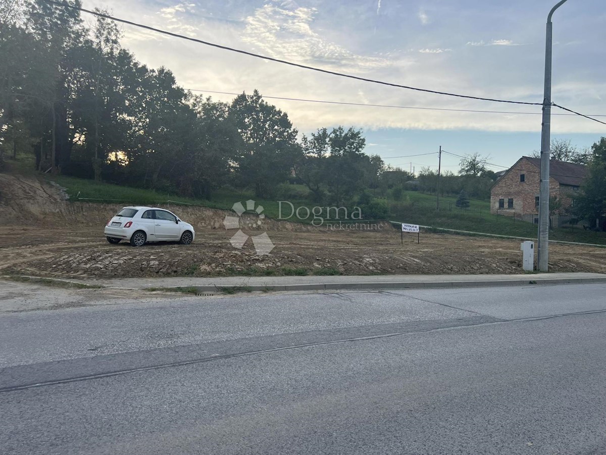 Zemljišče Sveta Helena, Sveti Ivan Zelina, 1.380m2