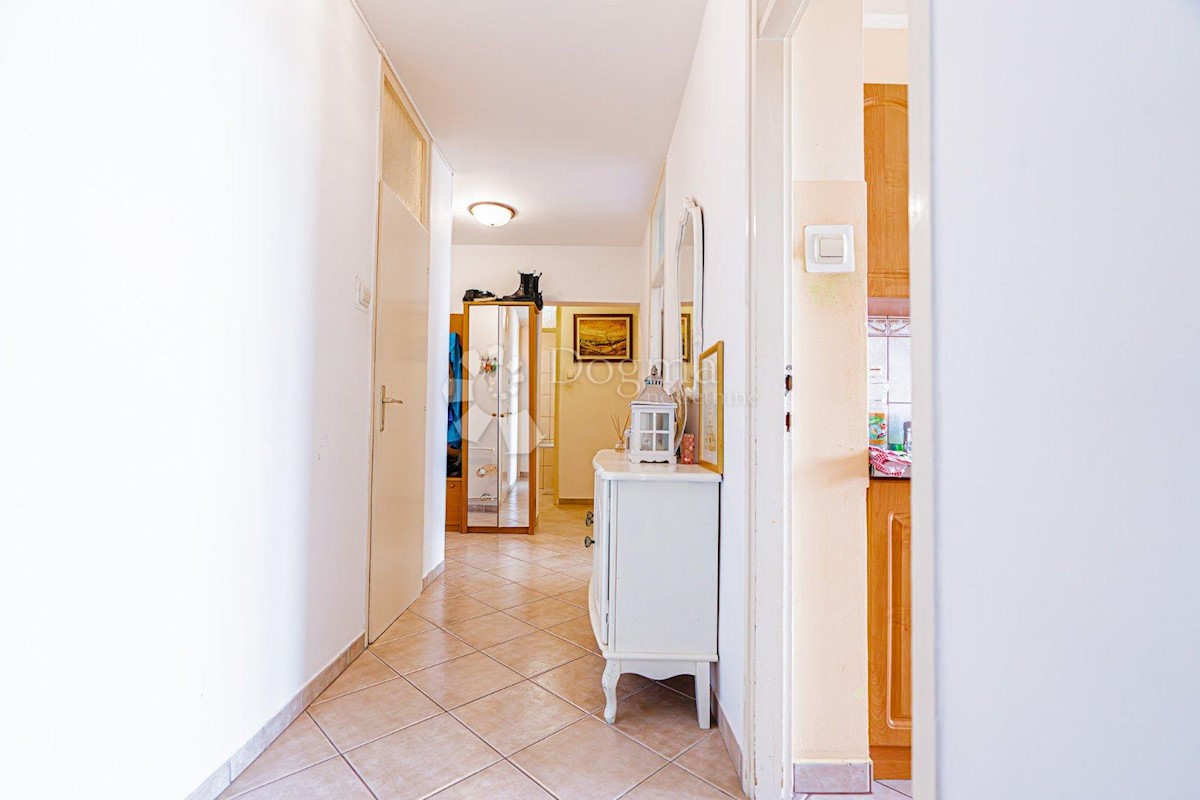 Stanovanje Centar, Rijeka, 81m2