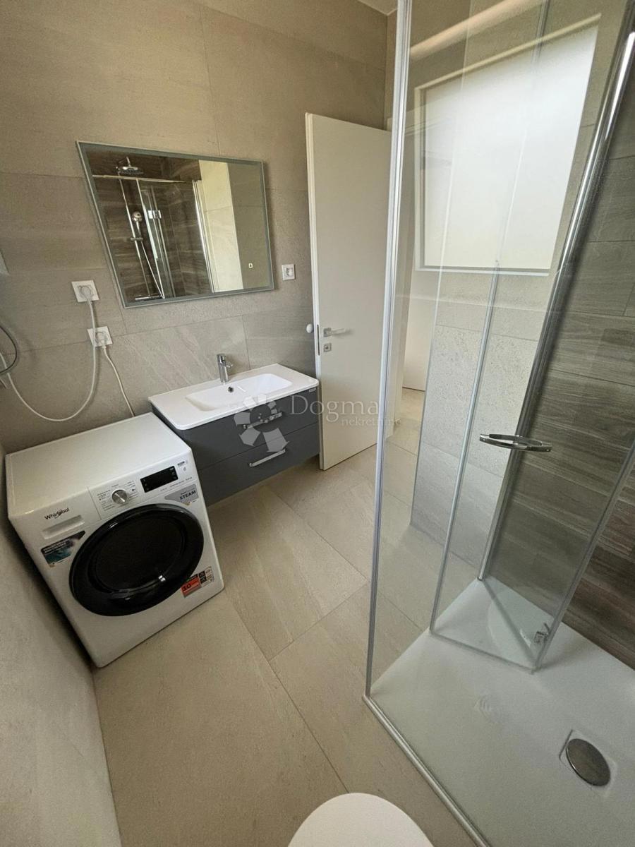 Stanovanje Privlaka, 150m2