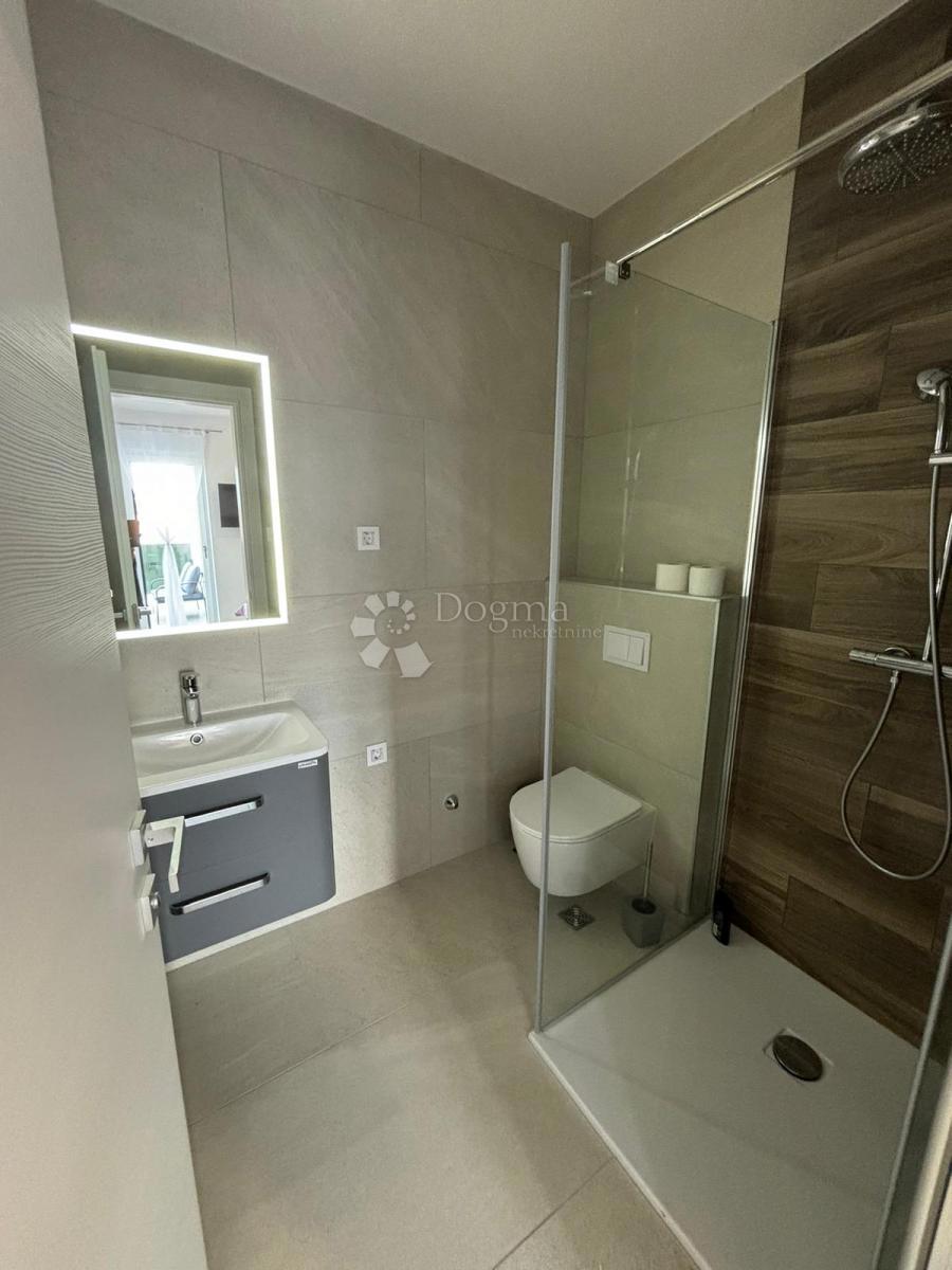 Stanovanje Privlaka, 150m2