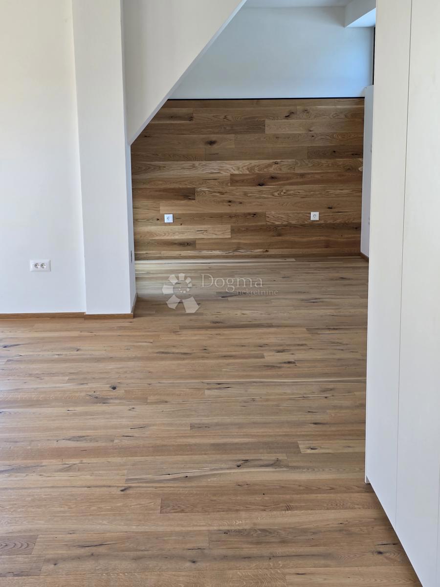 Stanovanje Centar, Varaždin, 123,79m2