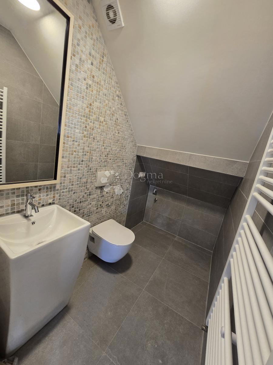 Stanovanje Centar, Varaždin, 123,79m2