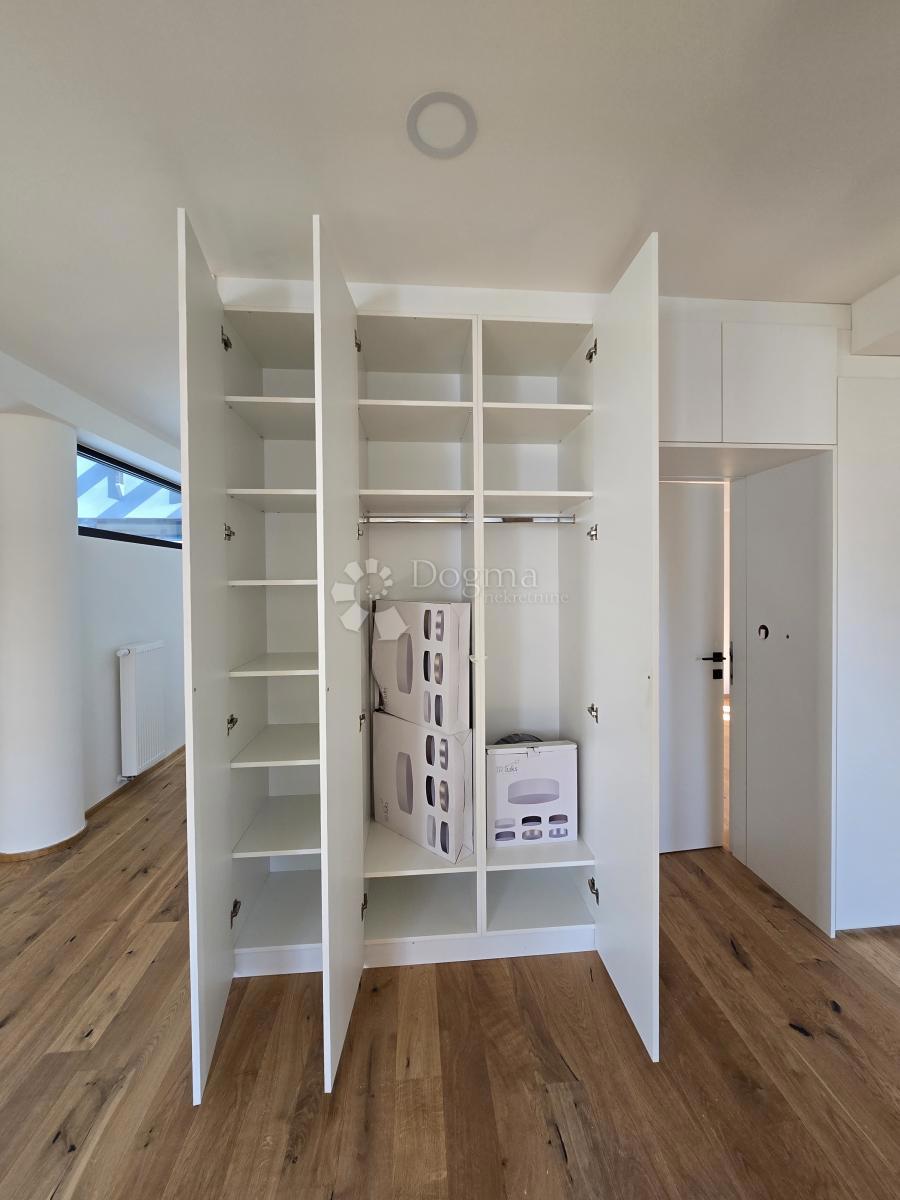 Stanovanje Centar, Varaždin, 123,79m2