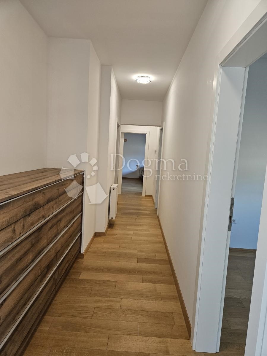 Stanovanje Centar, Varaždin, 131,45m2