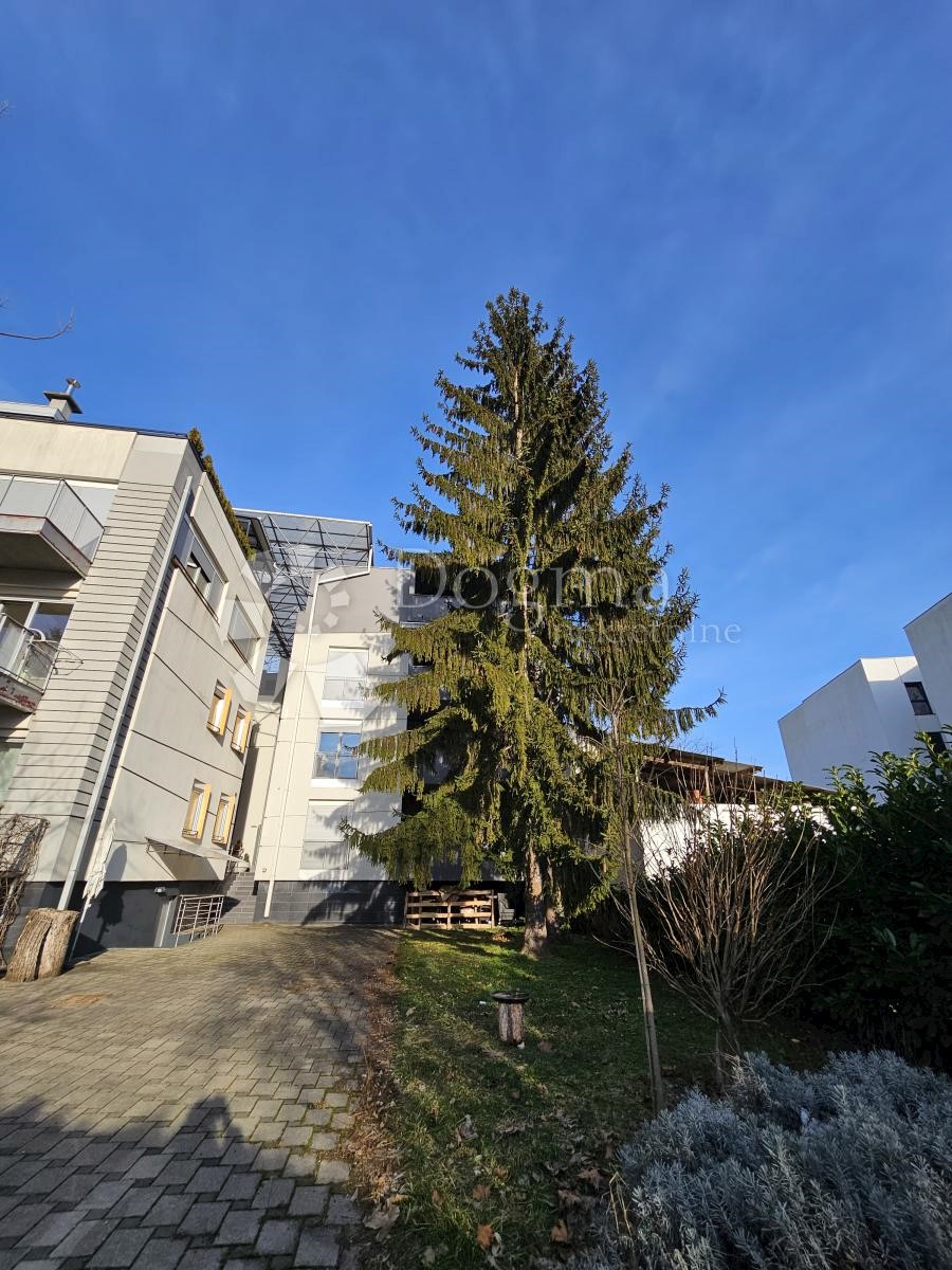 Stanovanje Centar, Varaždin, 131,45m2