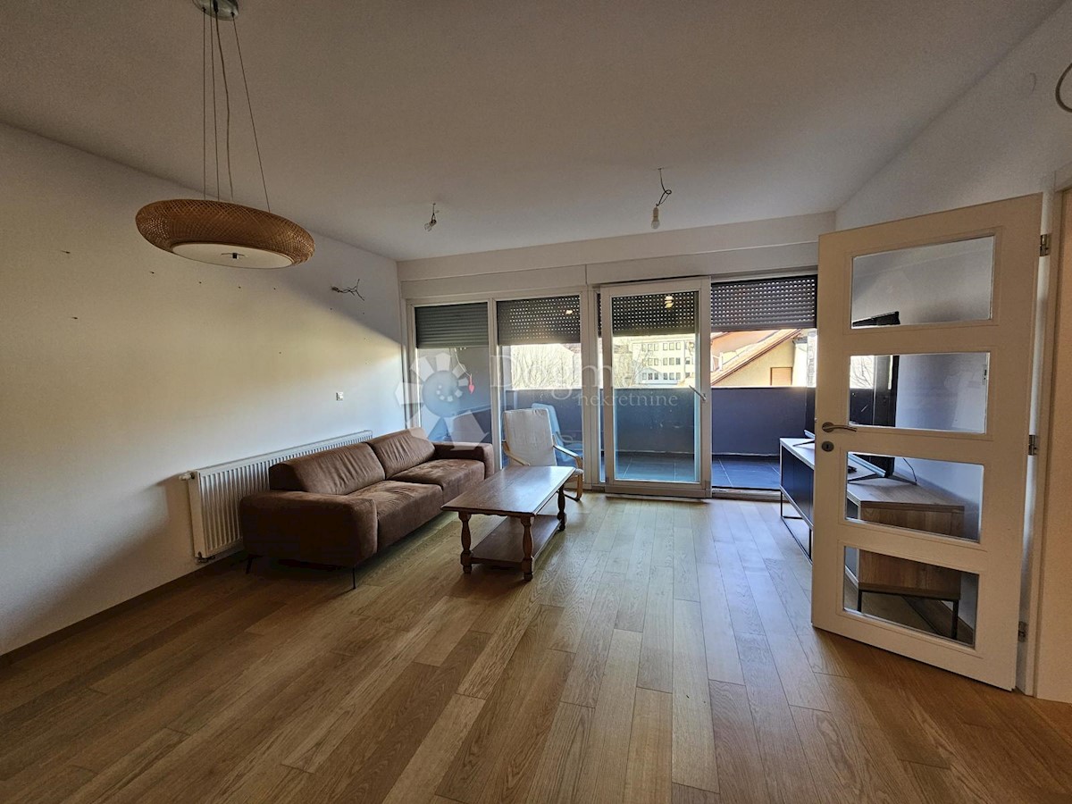 Stanovanje Centar, Varaždin, 131,45m2