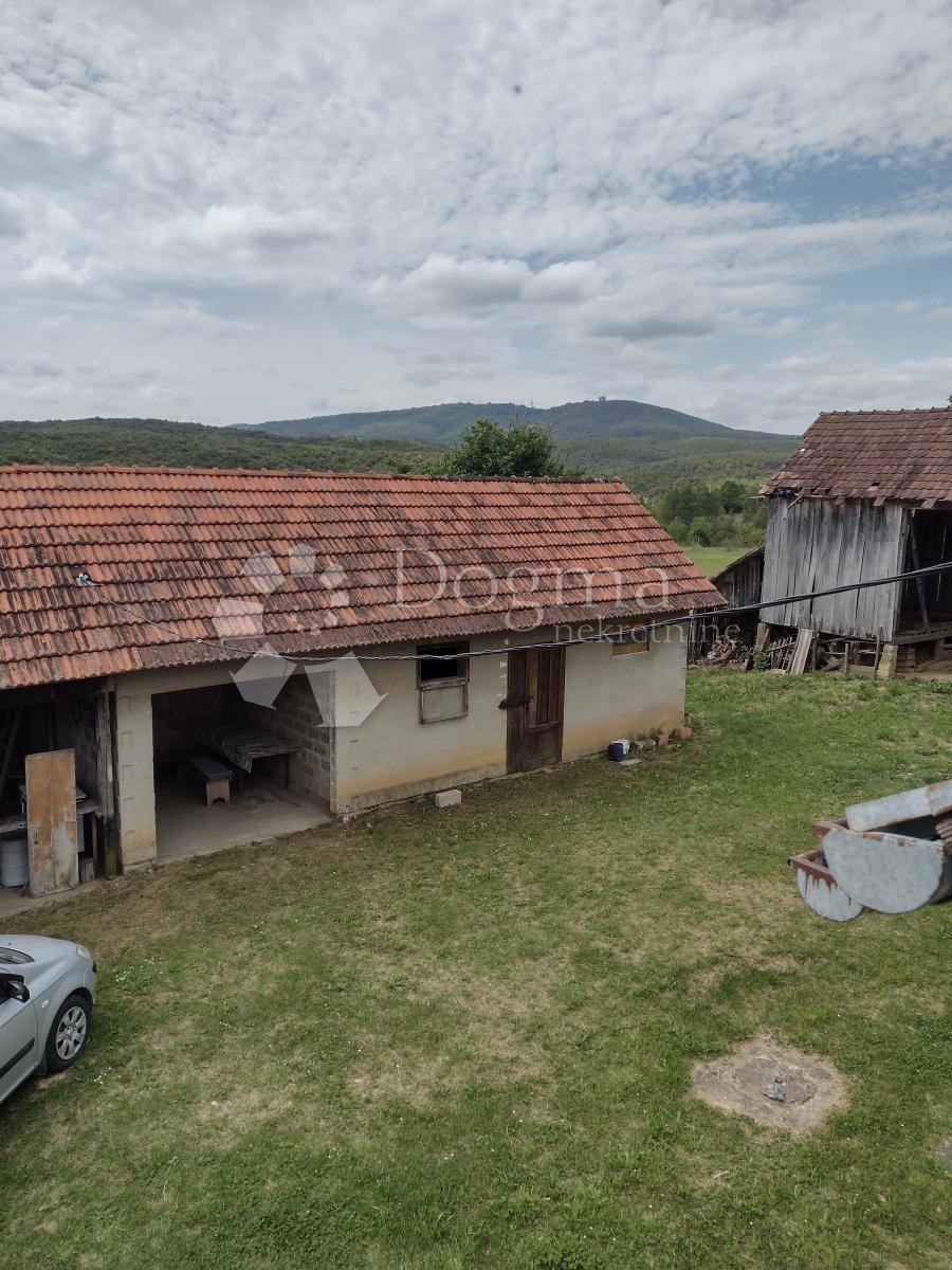 Hiša Crevarska Strana, Gvozd, 89m2