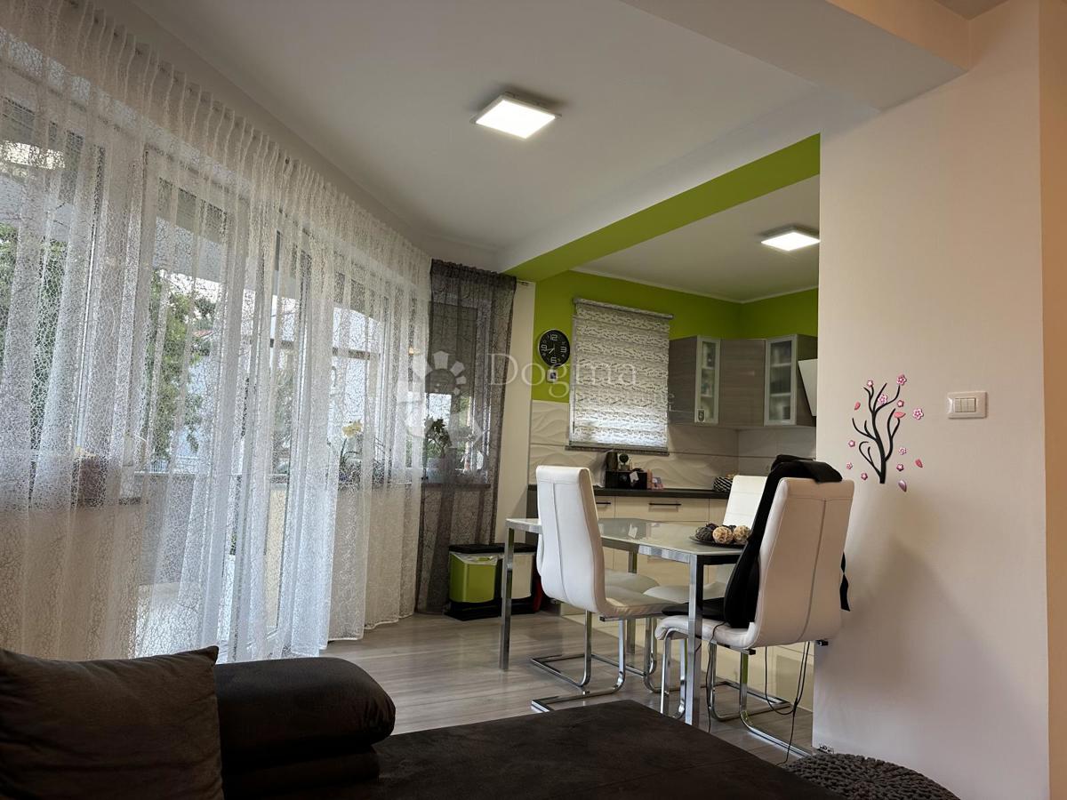 Stanovanje Pobri, Opatija - Okolica, 84m2