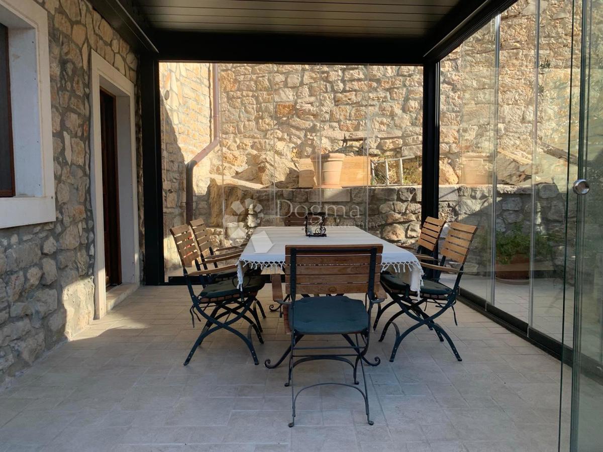 Hiša Zlarin, Šibenik - Okolica, 180m2