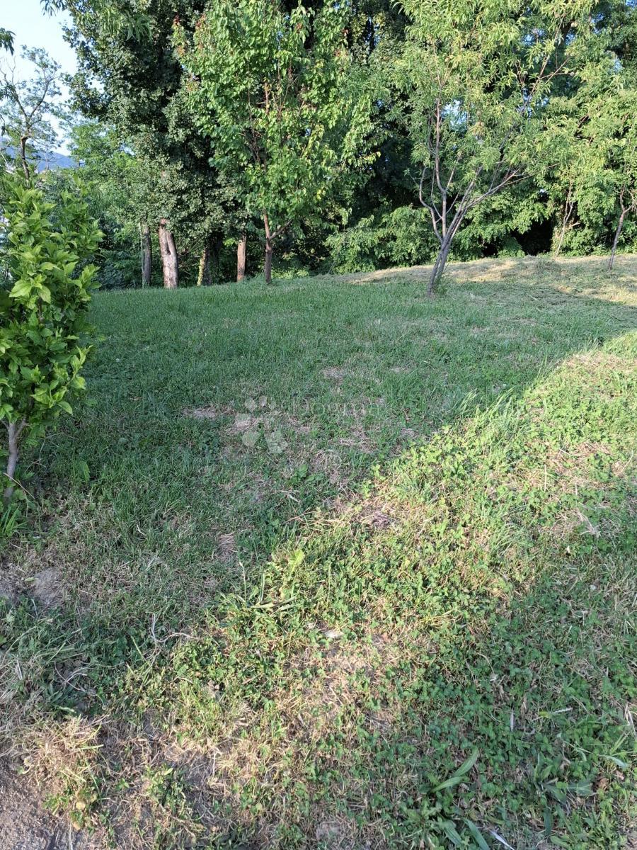 Zemljišče Kustošija, Črnomerec, 1.566m2