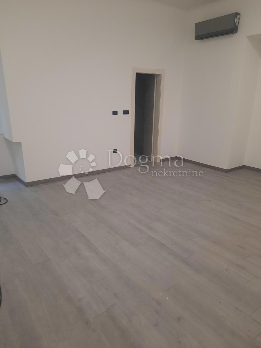 Stanovanje Centar, Rijeka, 100m2