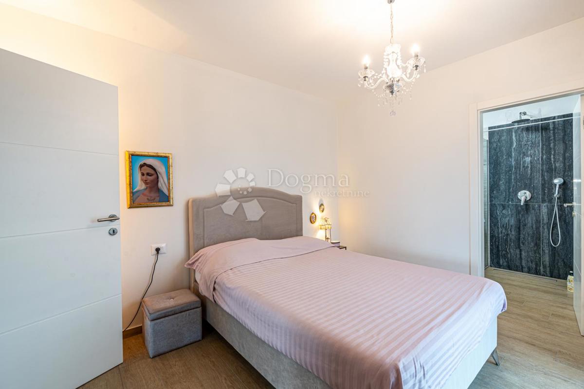 Stanovanje Žbandaj, Poreč, 97,57m2