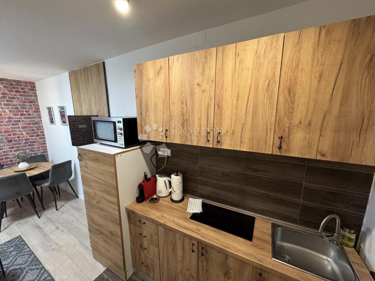 Stanovanje Centar, Rijeka, 82m2