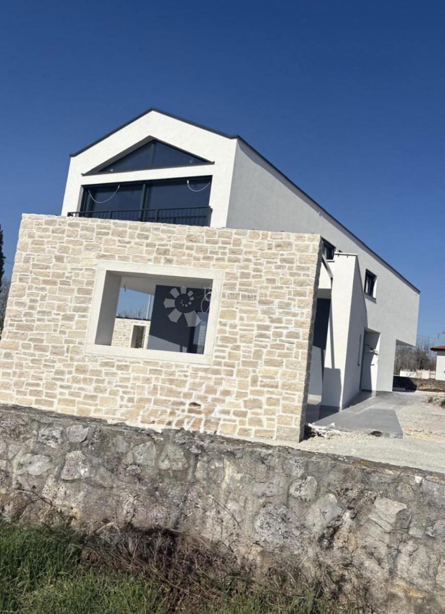 Hiša Poreč, 212,50m2