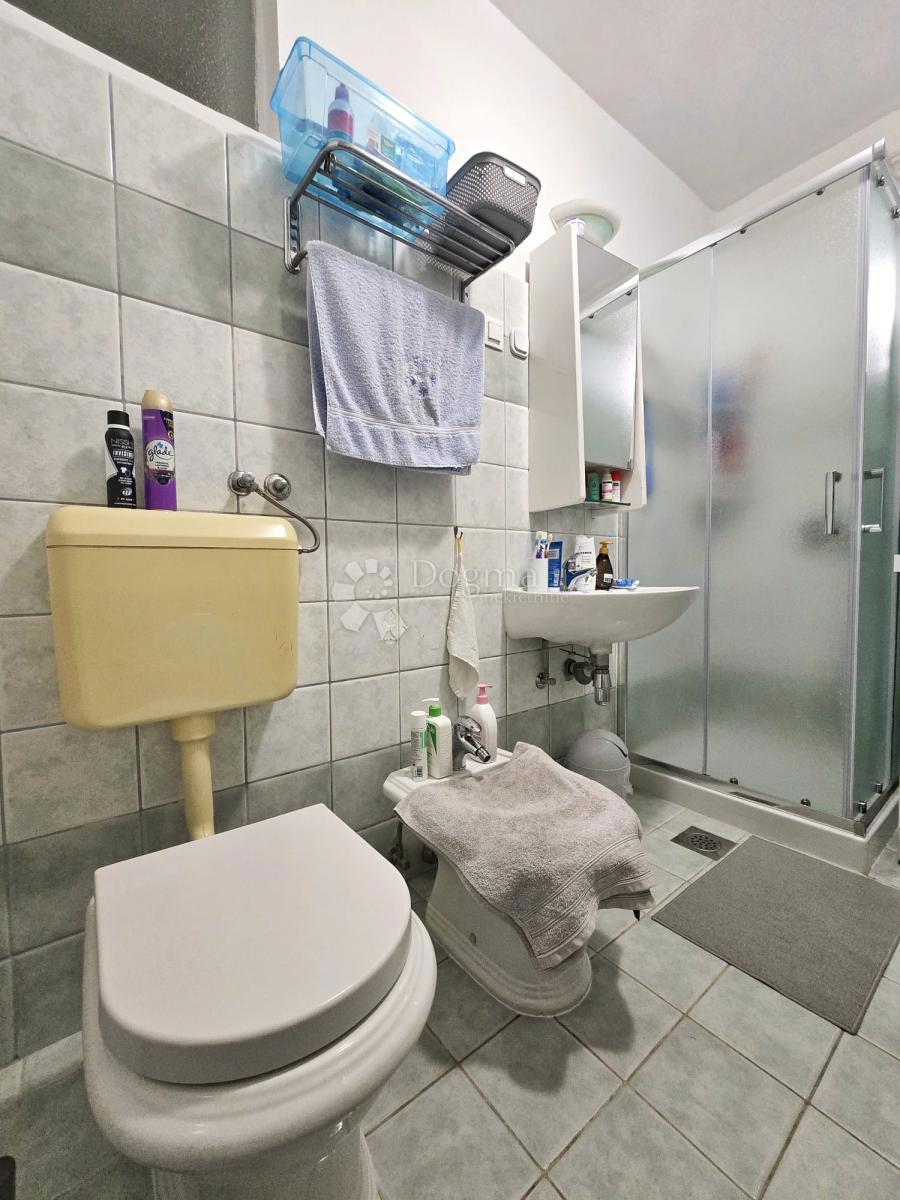 Stanovanje Centar, Pula, 81,85m2