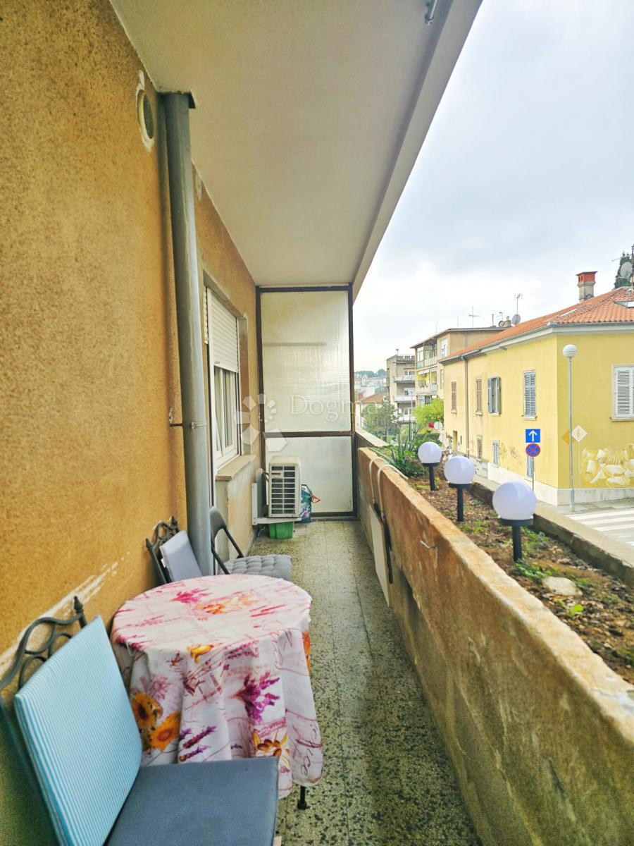 Stanovanje Centar, Pula, 81,85m2