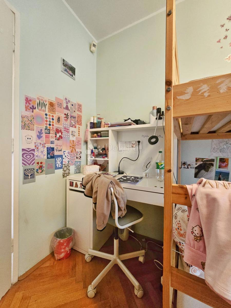 Stanovanje Centar, Pula, 81,85m2