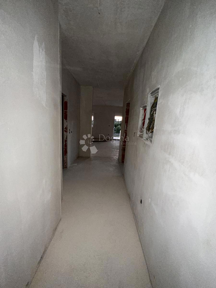 VIR STANOVANJE NOVOGRADNJA 78 m2 CENTER S2, 1. nad
