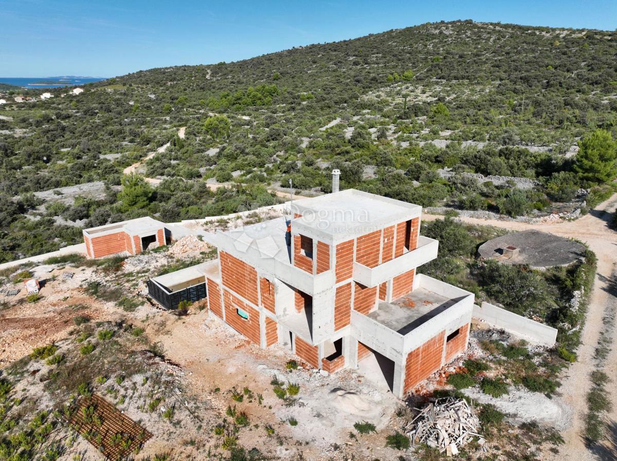 Hiša Dvornica, Rogoznica, 450m2