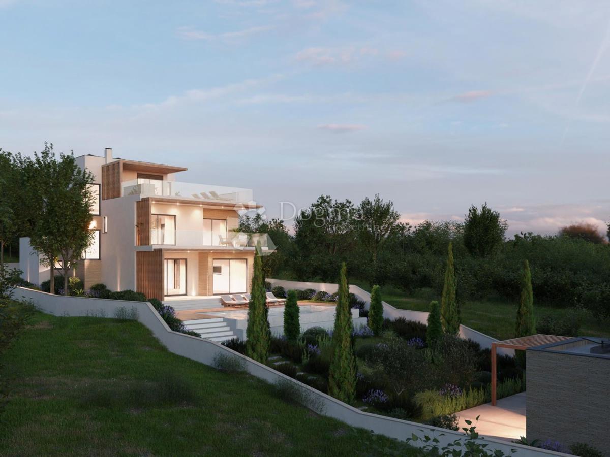 Hiša Dvornica, Rogoznica, 450m2