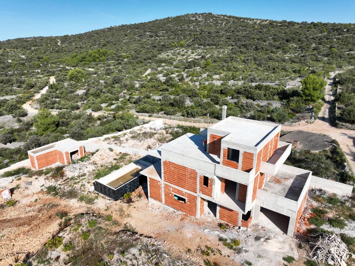 Hiša Dvornica, Rogoznica, 450m2