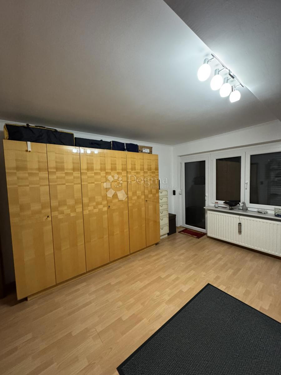 Hiša Predavac, Rovišće, 259m2
