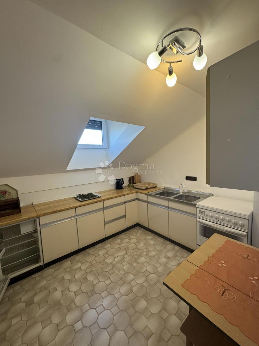 Hiša Predavac, Rovišće, 259m2