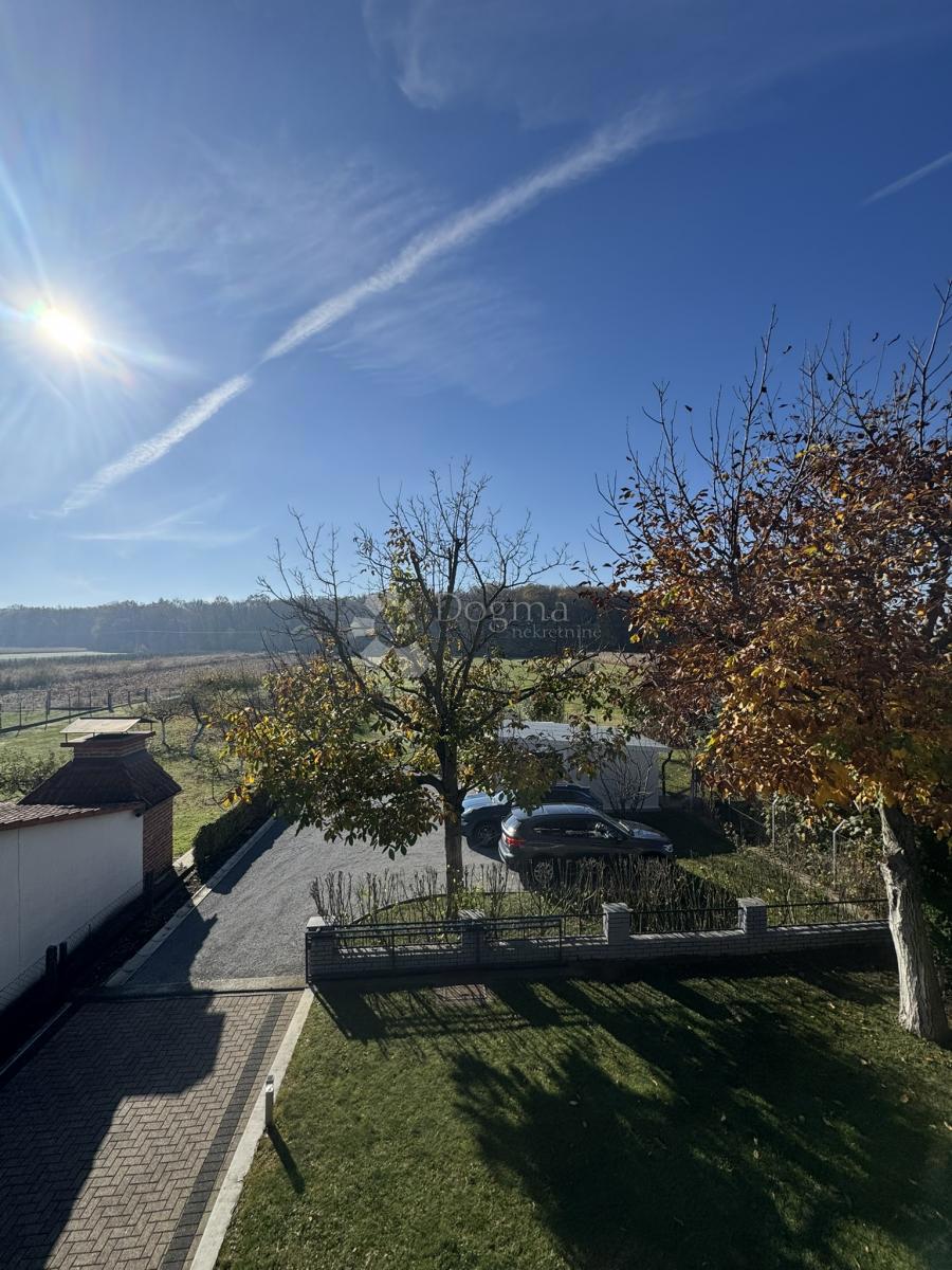 Hiša Predavac, Rovišće, 259m2