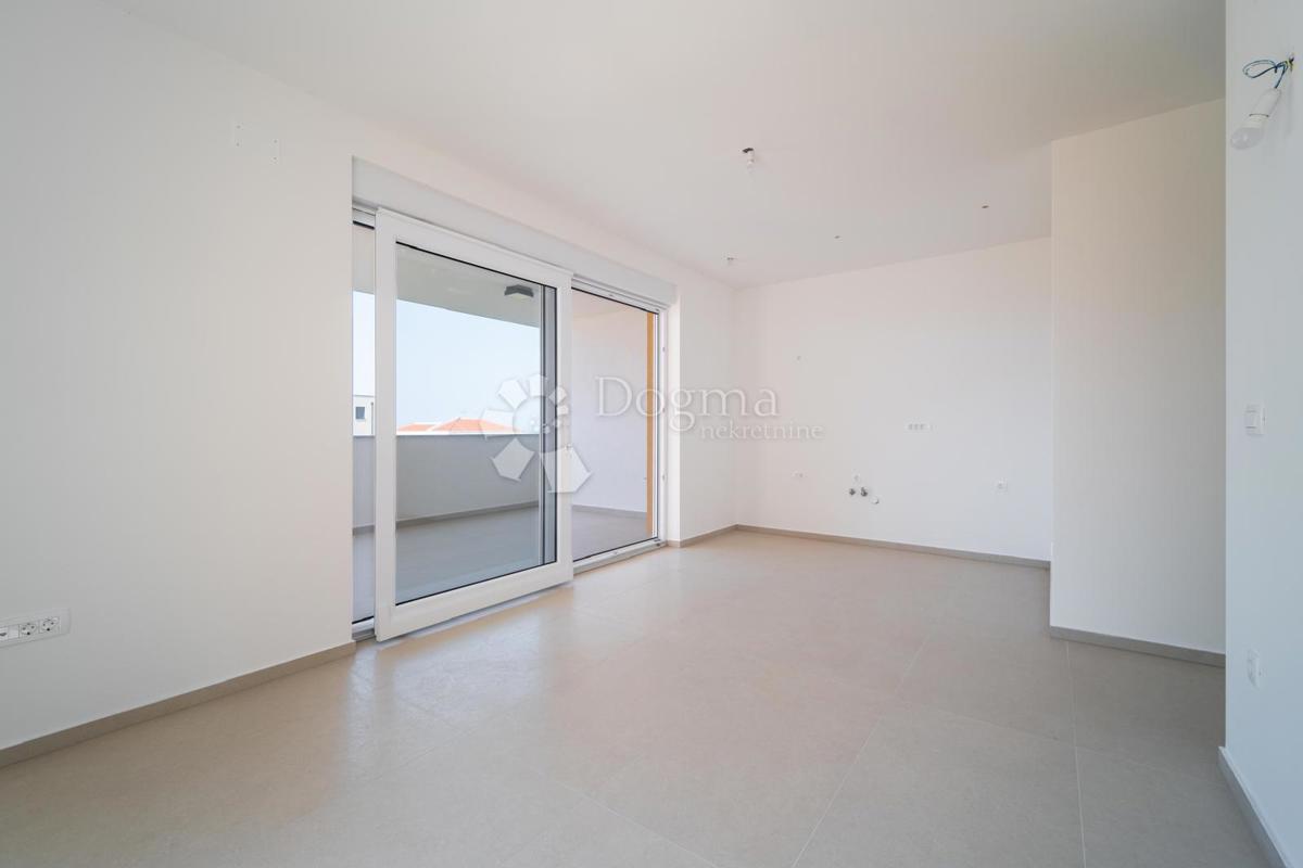 Stanovanje Novalja, 73m2