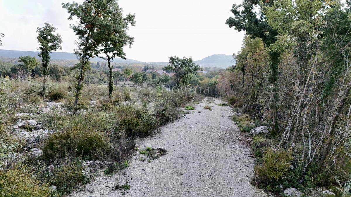 Zemljišče Labin, 929m2