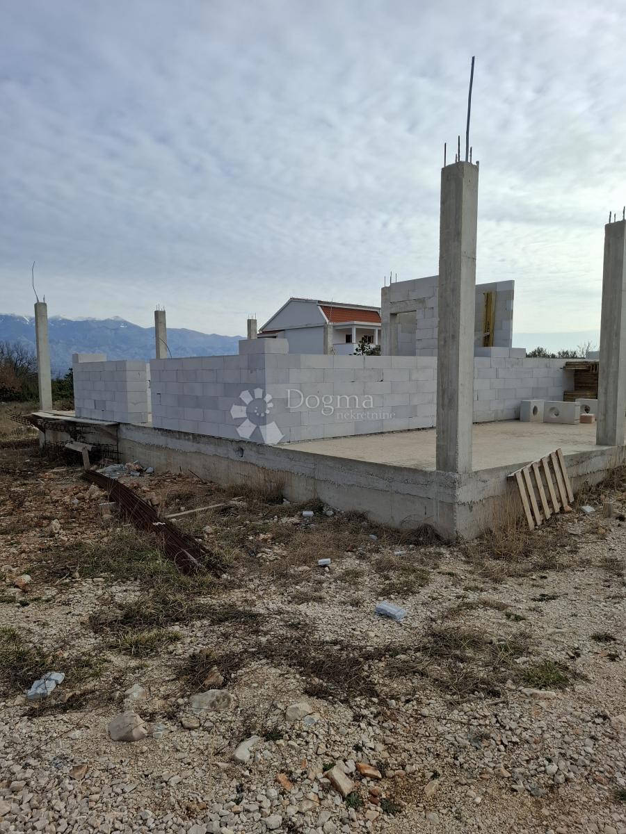 Hiša Jovići, Ražanac, 100m2