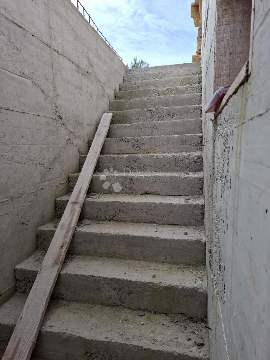 Hiša Jovići, Ražanac, 100m2