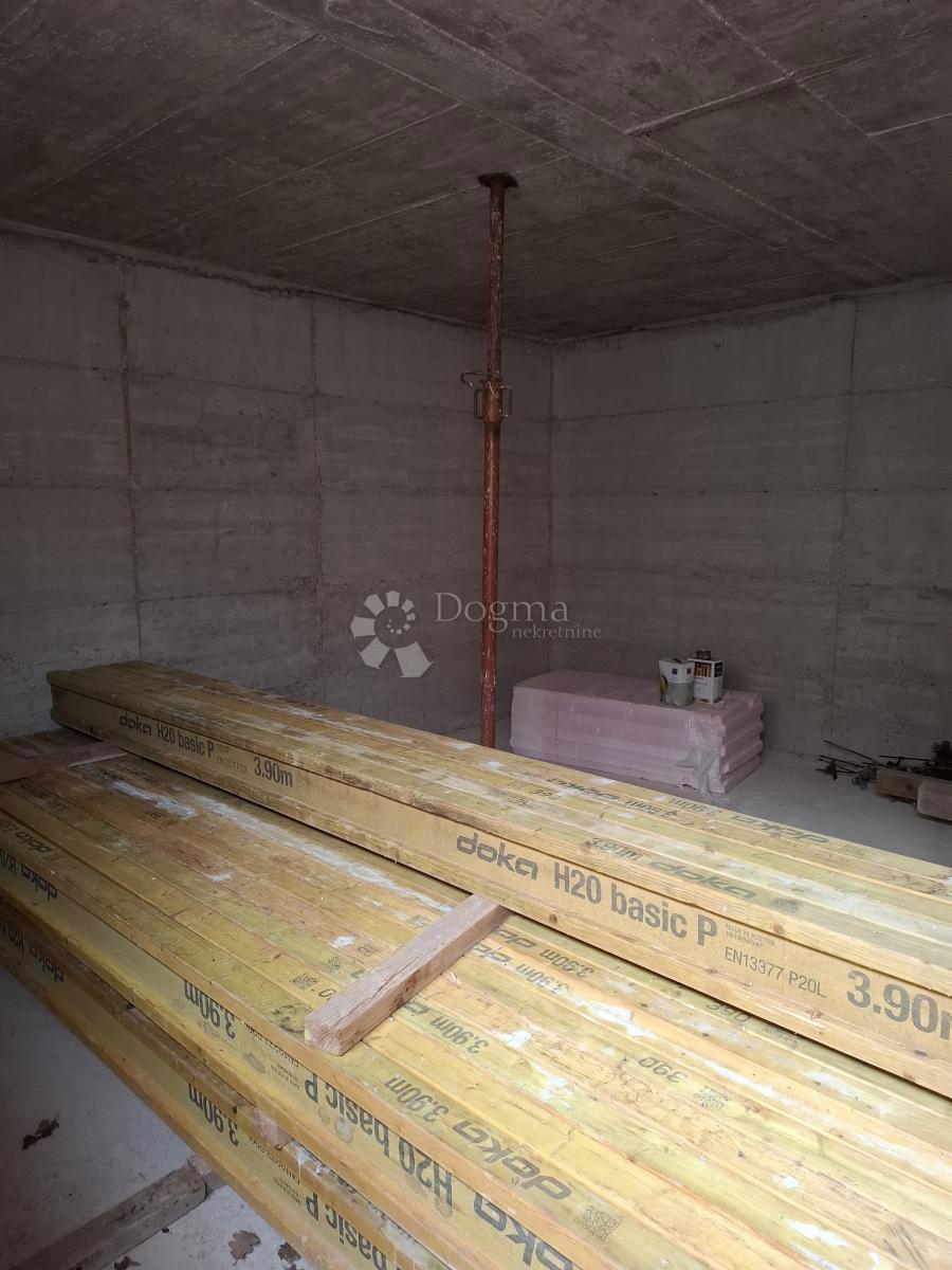 Hiša Jovići, Ražanac, 100m2