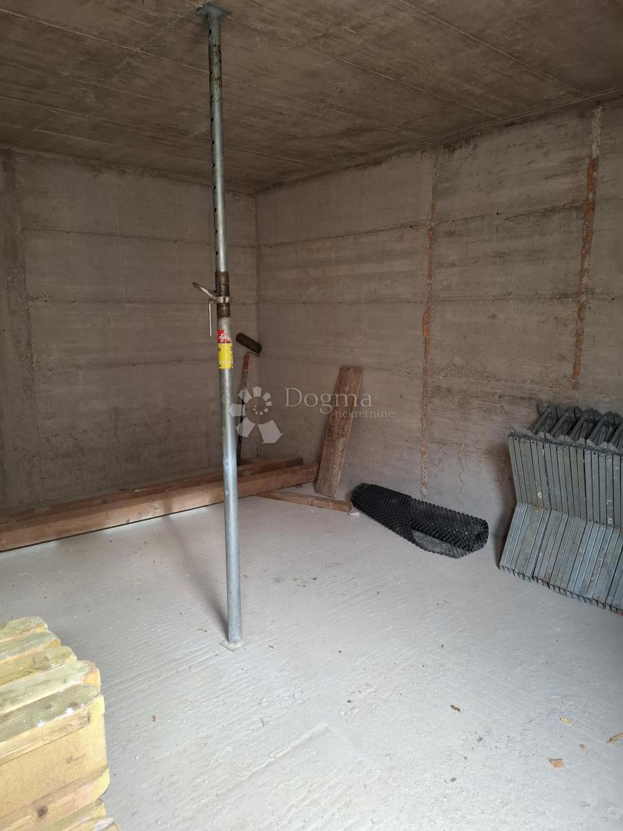 Hiša Jovići, Ražanac, 100m2