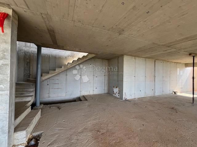 Hiša Krasica, Buje, 277,10m2