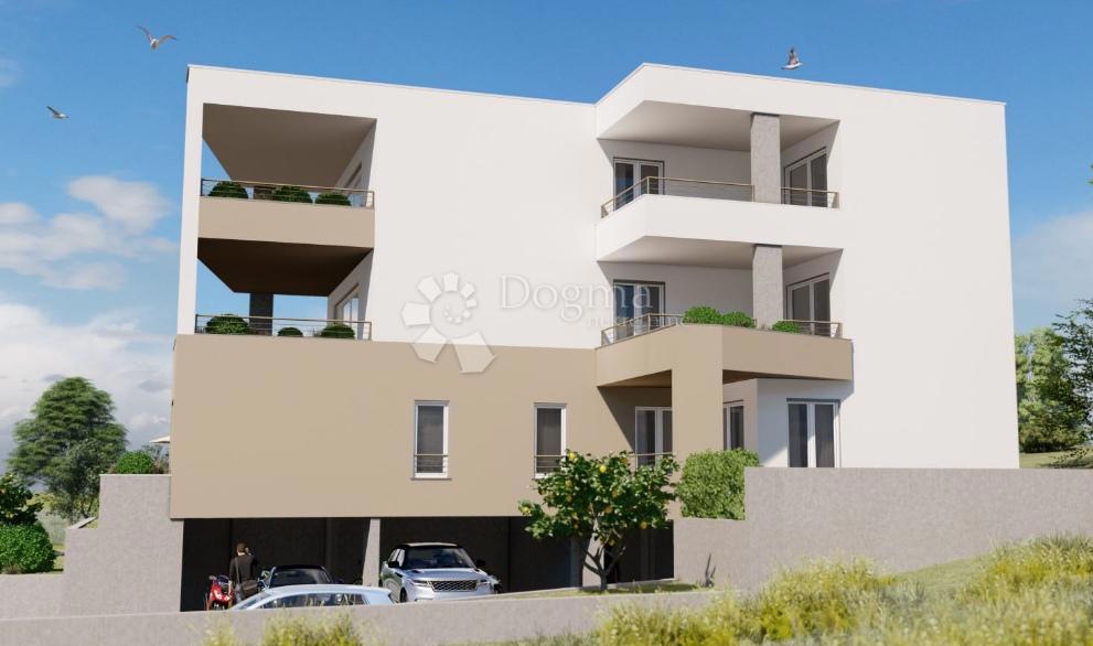 Stanovanje Kaštel Gomilica, Kaštela, 107m2