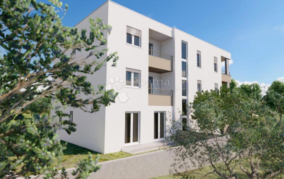 Stanovanje Kaštel Gomilica, Kaštela, 107m2