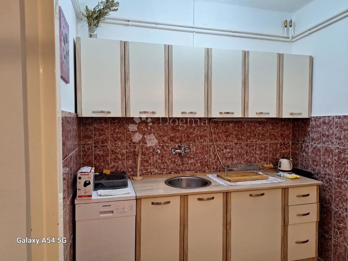 Stanovanje Lički Osik, Gospić - Okolica, 53m2