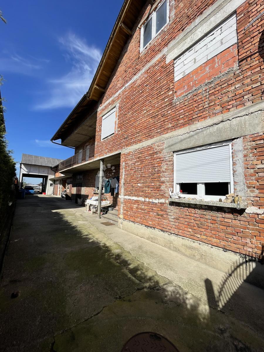 Hiša Kuče, Velika Gorica - Okolica, 1.194m2