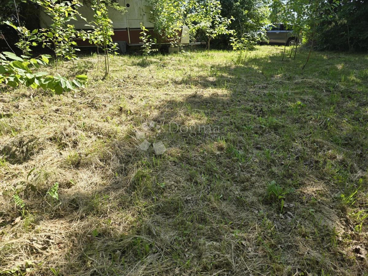 Zazidljivo zemljišče Varaždin Breg, Gornji Kneginec, 3.108,94m2