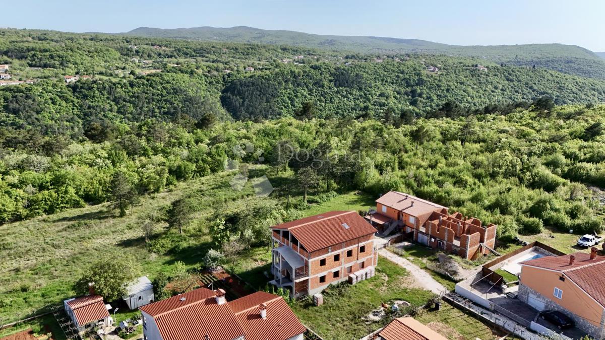 Hiša Labin, 300m2