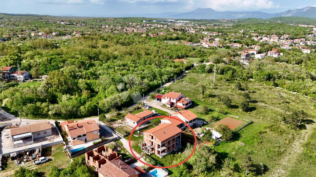 Hiša Labin, 300m2