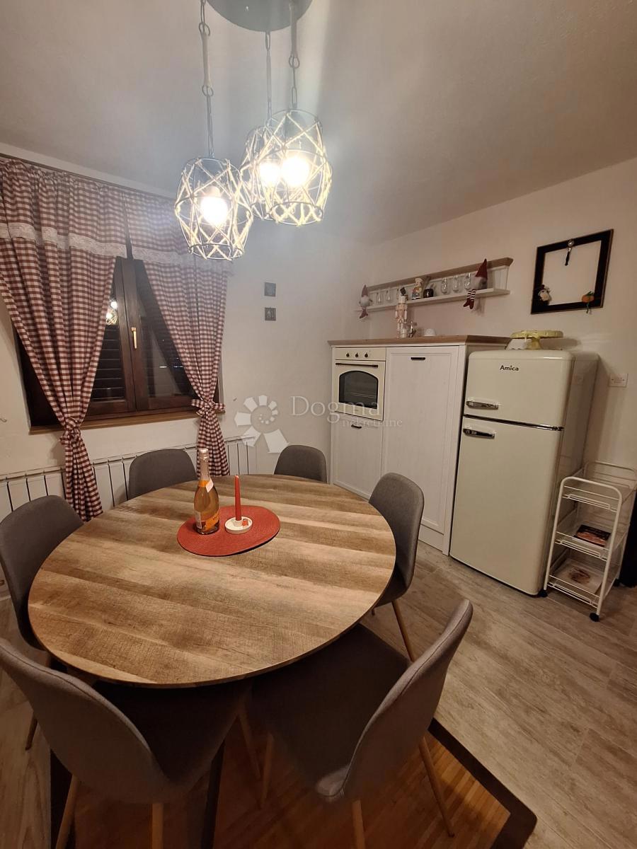 Hiša Jošan, Udbina, 100m2