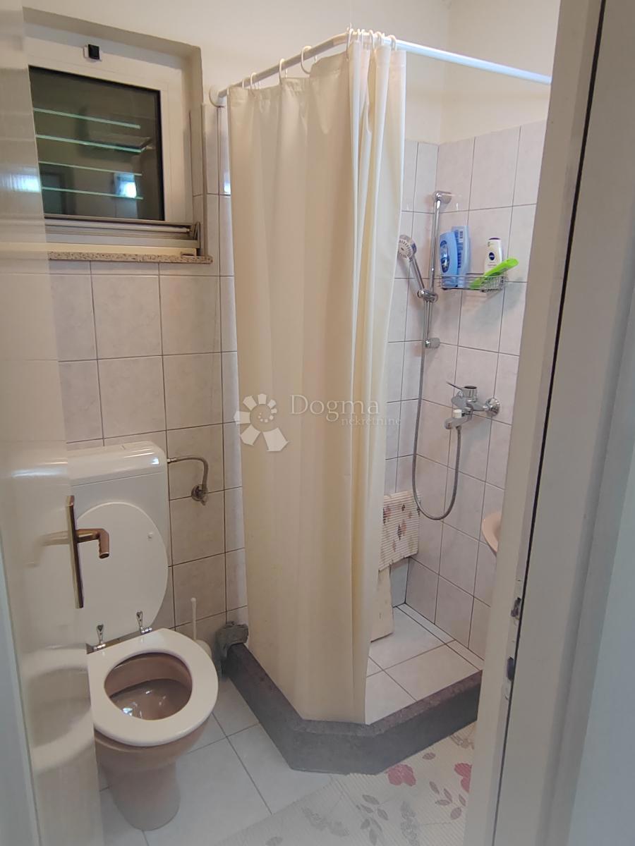 Hiša Štikada, Lovinac, 95m2