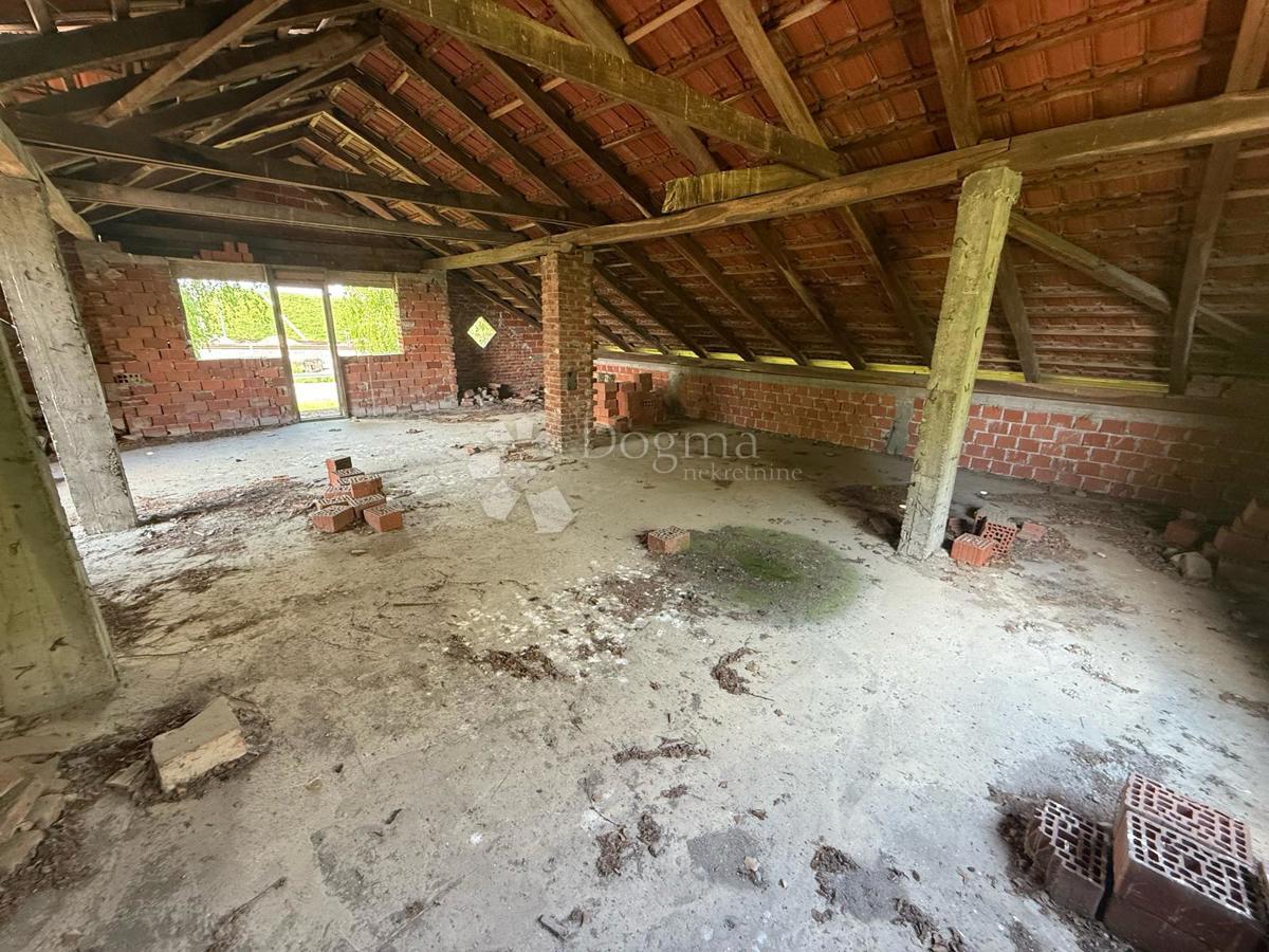 Hiša Botovo, Drnje, 431m2
